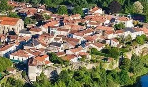 兰州回乡建别墅为什么一定要选专业乡墅公司